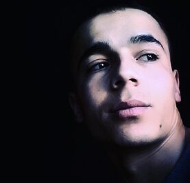 mauhhji5dgu123@gmail.com